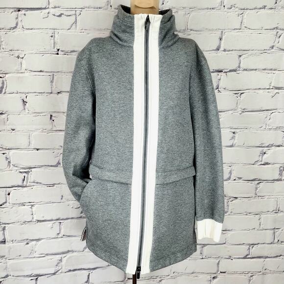 Lululemon Light As Warmth Jacket Womens 8 Athleisure Gym Workout - Picture 1 of 11